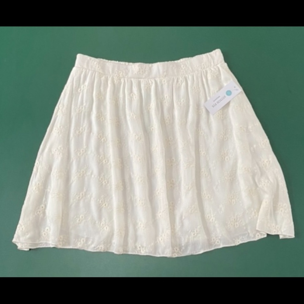 NWT French Grey Off-White Eyelet Skirt, Size XL